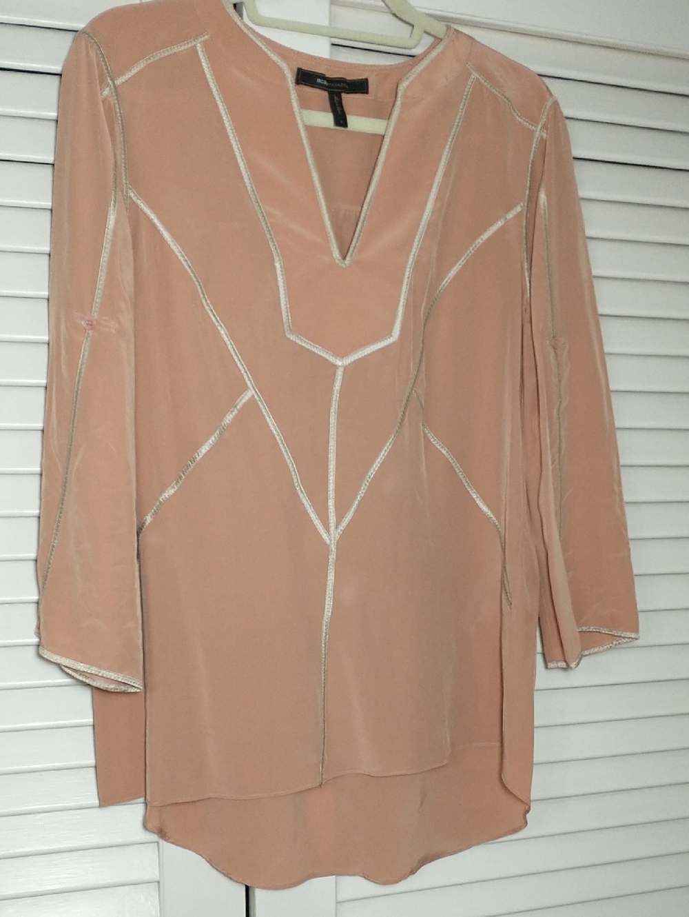 BCBG SILK Peach Tunic with‎ Beige Trim, Size Small, Adjustable Sleeve Length